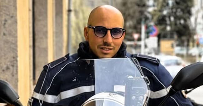 Francesco Imprezzabile, 35 anni, è l'agente deceduto il 22 giugno 2026 in sella alla moto di servizio. Stava inseguendo un suv che non si era fermato a un posto di blocco ANSA / FACEBOOK  ANSA