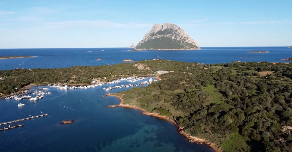 resort di lusso davanti a tavolara il governo fa marcia indietro da Ilsole24ore.com resort di lusso davanti a tavolara il governo fa marcia indietro