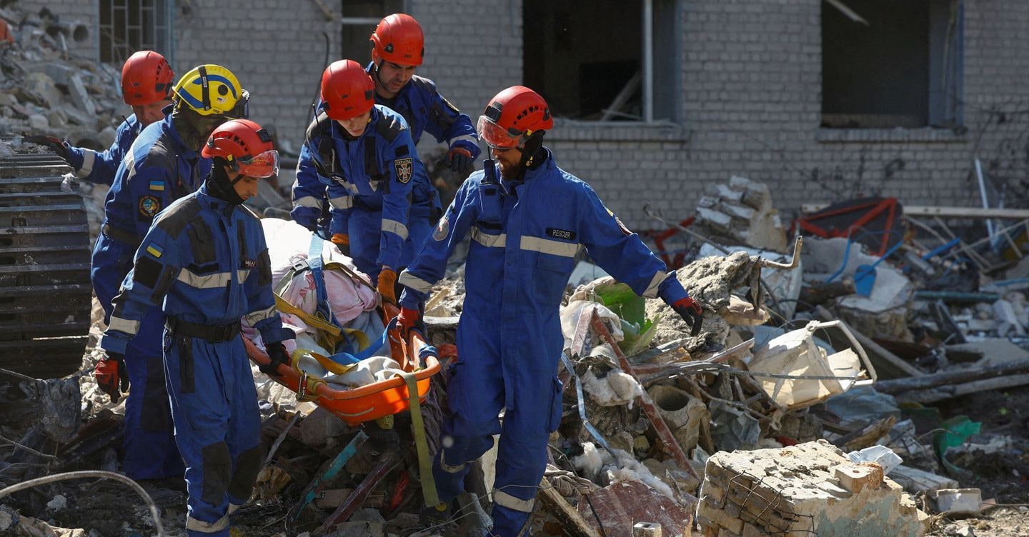 https://i2.res.24o.it/images2010/S24/Documenti/2026/07/04/Immagini/Ritagli/2026-07-02T163352Z_1971974979_RC2O5MA628WP_RTRMADP_5_UKRAINE-CRISIS-FIRST-RESPONDERS-U68426866441mCp-1440x752@IlSole24Ore-Web.JPG