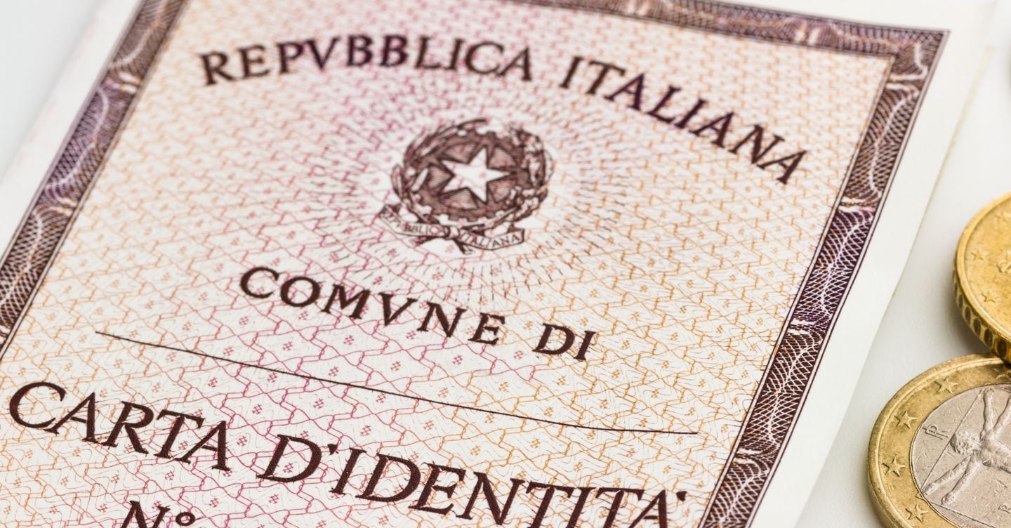 Caos carta dâ identitÃ , in arrivo il documento provvisorio per lâ espatrio: come funziona