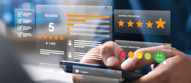 Online customer satisfaction survey service concept. User give Rate service from experience. Consumer give Stars, comment and feedback review for quality, Business reputation ranking from buyers Deemerwha studio - stock.adobe.com