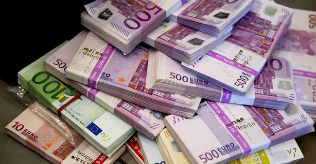 REUTERS