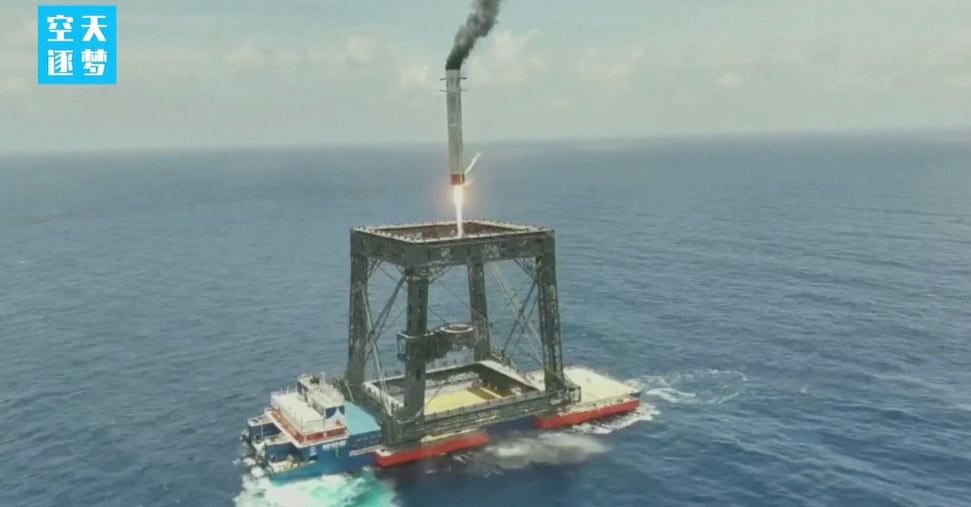 È storia: la Cina recupera il primo stadio di un vettore orbitale, come SpaceX È storia: la Cina recupera il primo stadio di un vettore orbitale, come SpaceX