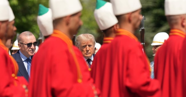 Donald Trump e il presidente turco Recep Tayyip Erdogan APN