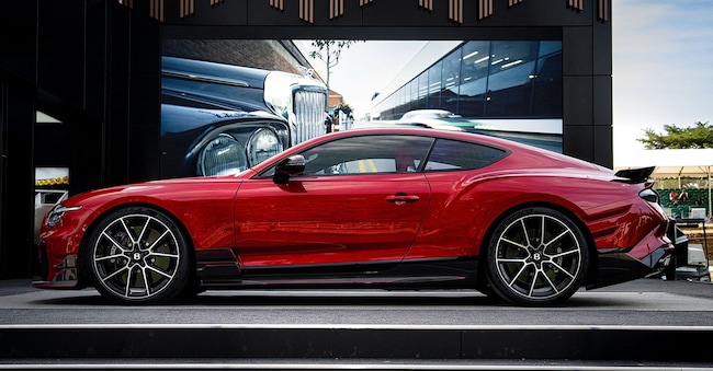 P Zero Trofeo RS - Bentley