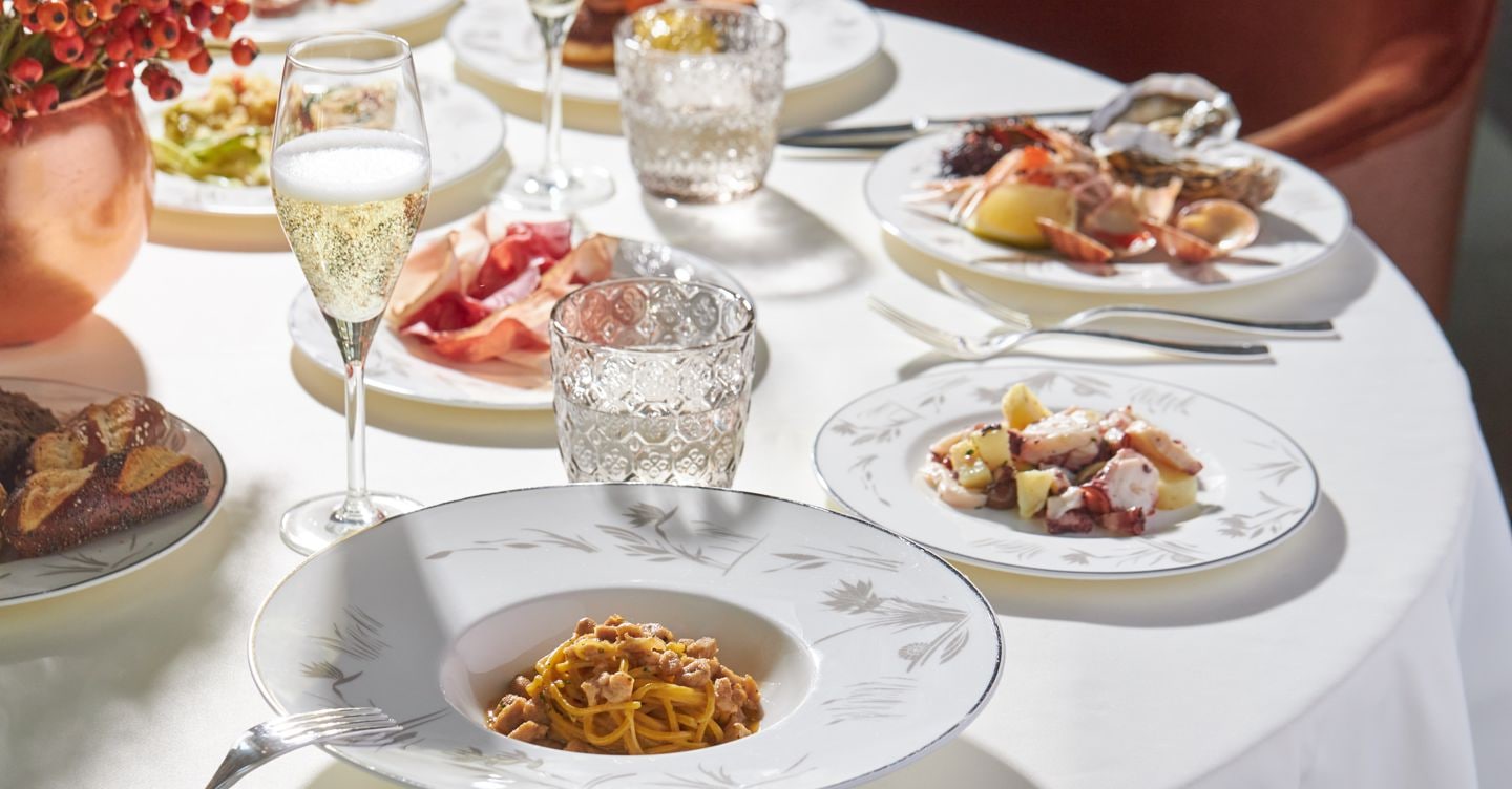 https://i2.res.24o.it/images2010/S24/Documenti/2026/07/11/Immagini/Ritagli/3_Principe%20di%20Savoia%20Brunch_-U66351082200svq-1440x752@IlSole24Ore-Web.jpg