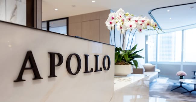 Insegna della Apollo Global Management Inc.  (Fotografo: Paul Yeung/Bloomberg)