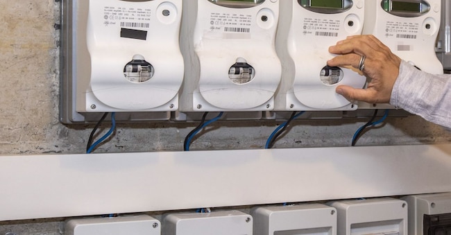 CARO BOLLETTE UTENZA UTENZE SPESE LUCE GAS CONTATORE CONTATORI LETTURA CONSUMO ENERGIA ELETTRICA ELETTRICITA' IMAGOECONOMICA