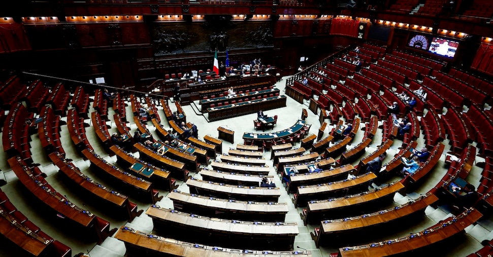 Legge elettorale oggi al voto, ecco tutti i nodi: dalle preferenze al candidato premier