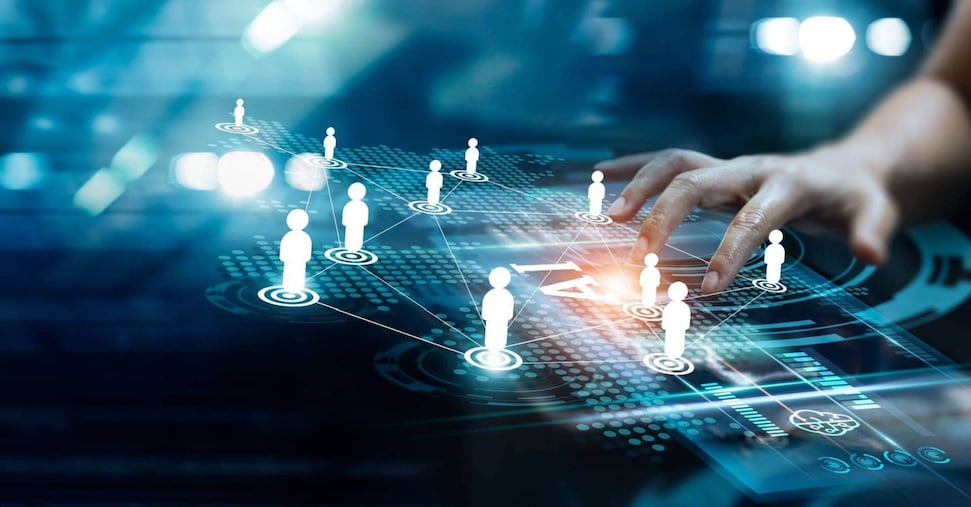 L’AI delle Pmi passa  dai distretti: serve  un dataspace industriale