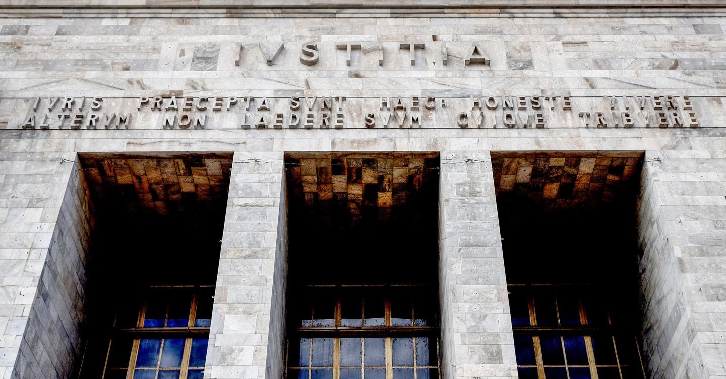Moda, la procura di Milano accende un faro su altri 11 marchi