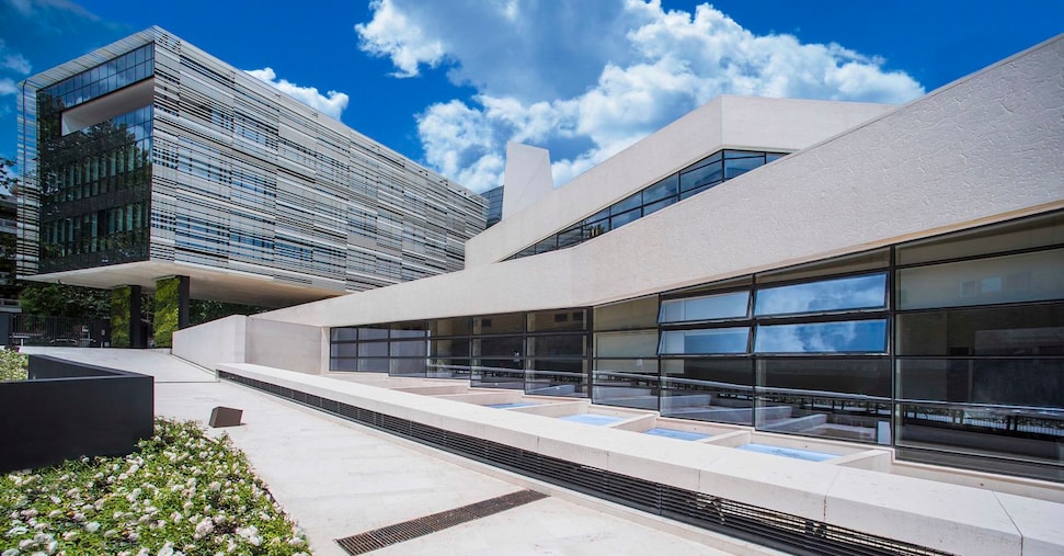 Angelini pharma completa l’acquisizione di Catalyst