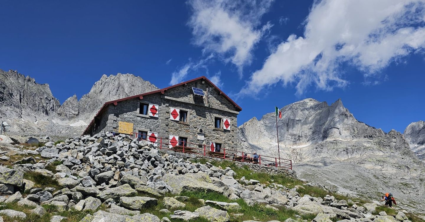 Rifugi, l’insostenibile peso dell’overtourism