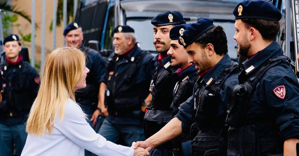 Polizia di Stato e locale, 9mila controlli a Roma e Milano Polizia di Stato e locale, 9mila controlli a Roma e Milano