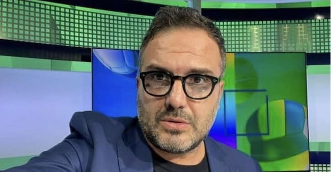 Luigi Esposito, detto Luca, giornalista di 53 anni, trovato morto nel Salernitano, in una foto tratta da TuttoSalernitana.com. TUTTOSALERNITANA.COM + ANSA