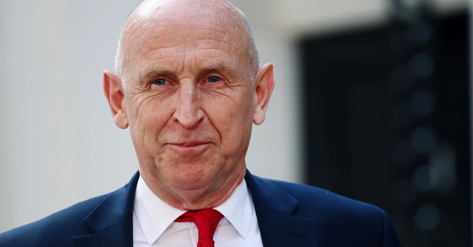 Uk: chi è John Healey, il cancelliere dello Scacchiere del Governo Burnham Uk: chi è John Healey, il cancelliere dello Scacchiere del Governo Burnham