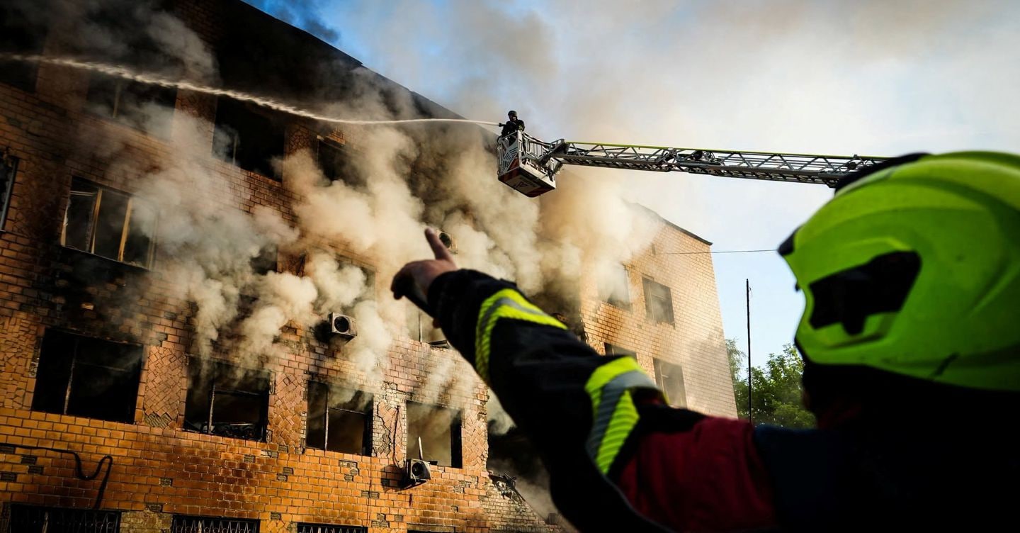 Ucraina, bombe su Zaporizhzhia: un morto e due feriti
