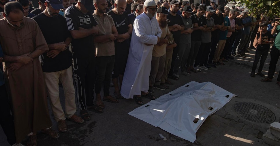 Attacco Idf a Gaza uccide cinque persone, tra cui tre bambini Attacco Idf a Gaza uccide cinque persone, tra cui tre bambini