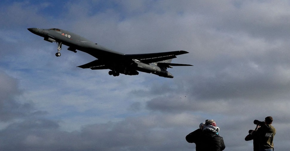 Guerra ultime notizie. Axios: «Usa sono tornati a usare il superbombardiere B-1»