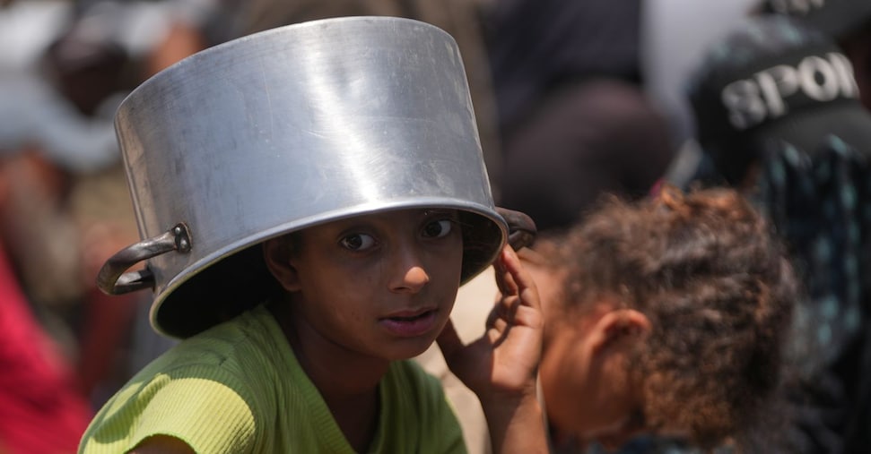 Save the Children: «A Gaza 74 mila bambini sotto i 5 anni rischiano malnutrizione acuta»
