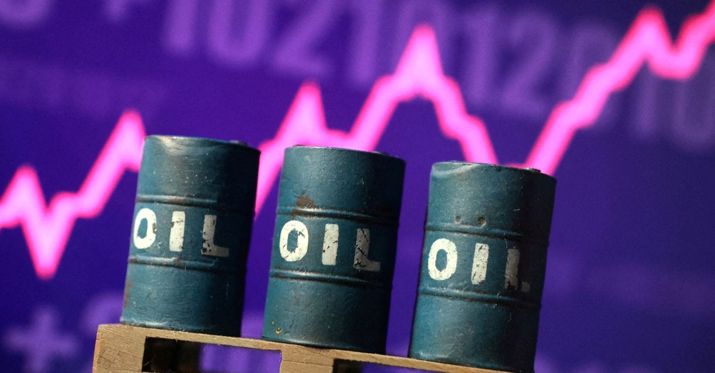 Confindustria, petrolio e gas frenano l’economia: le aziende chiedono prestiti per pagare le bollette