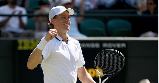 epa13095314 L'italiano Jannik Sinner nei uarti di finale di Wimbledon (che poi vincerà) a Londra, in Gran Bretagna, luglio 2026. EPA/DANIEL HAMBURY EPA