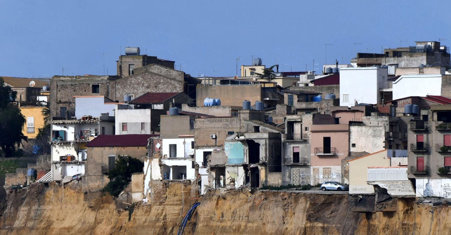 Frane e alluvioni, speso solo il 41% dei fondi: 1,9 miliardi ancora fermi