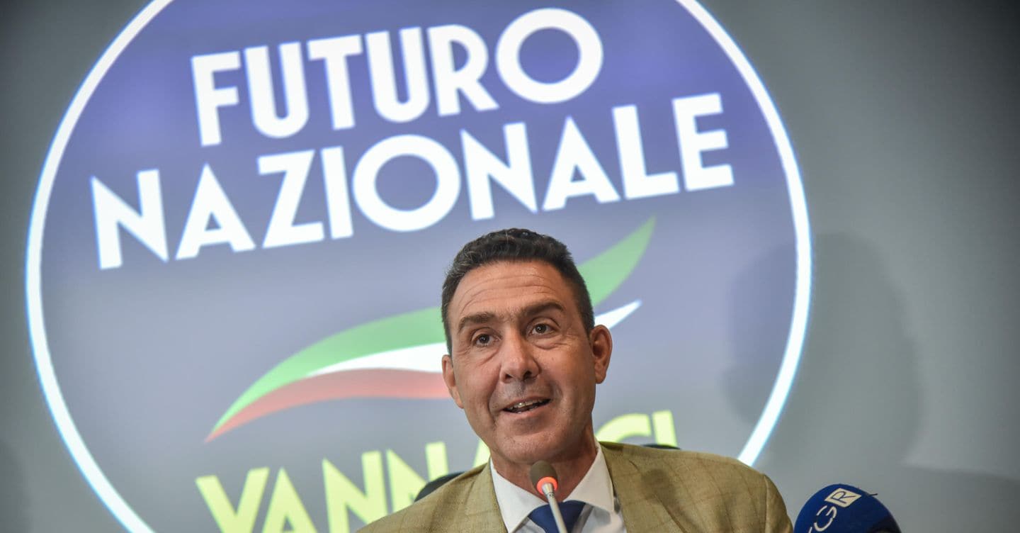 Vannacci, nuovo video con AI: intercede con finto Mattarella per grazia a Roggero