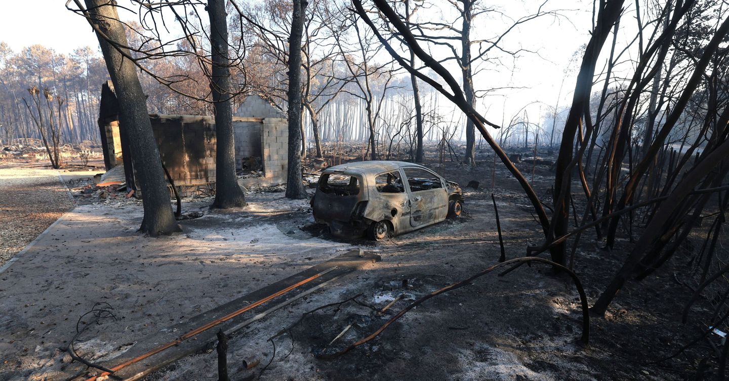 Incendi in Francia e Spagna sotto controllo. Ora fanno paura caldo e vento