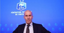 La Federazione francese di calcio presenta Zinedine Zidane come nuovo allenatore - Sede della Federazione francese, Parigi, Francia - 28 luglio 2026  REUTERS