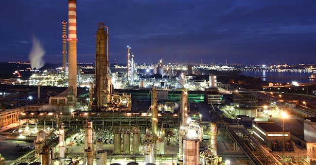 Isab polo industriale, raffineria di Priolo Gargallo (Imagoeconomica)