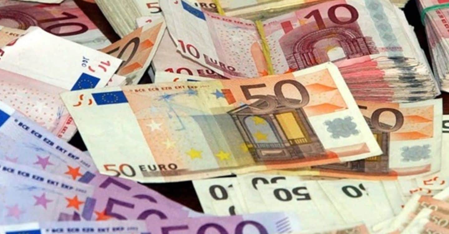 La banconota da 50 euro domina la circolazione con quasi metà del totale in Eurozona