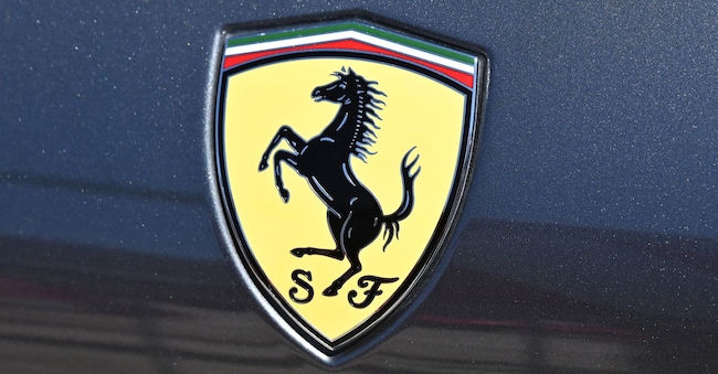 LUNGOMARE  LARGO  GIANNELLA     1000 MIGLIA EXPERIENCE ITALY 2026   LOGO STEMMA   AUTOMOBILISTA   SCUDERIA FERRARI IMAGOECONOMICA