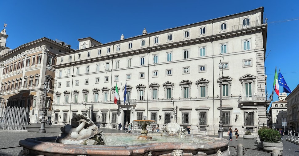 Consiglio dei ministri, lunedì il pre-Cdm: AI e Corte dei conti tra i 13 dossier Consiglio dei ministri, lunedì il pre-Cdm: AI e Corte dei conti tra i 13 dossier