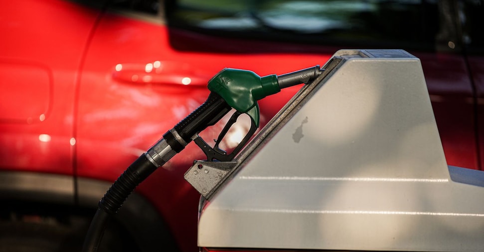 Inflazione, possibile rialzo della stima di luglio: come incide il caro carburanti di fine mese