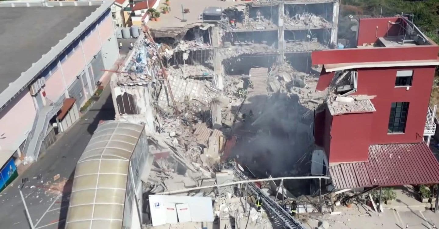 Palazzina crollata a Messina, ci sono 3 indagati