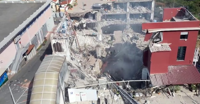Le immagini dall'alto, realizzate con un drone dai vigili del fuoco, della palazzina crollata a Messina, 31 luglio 2026. ANSA/ VIGILI DEL FUOCO ANSA