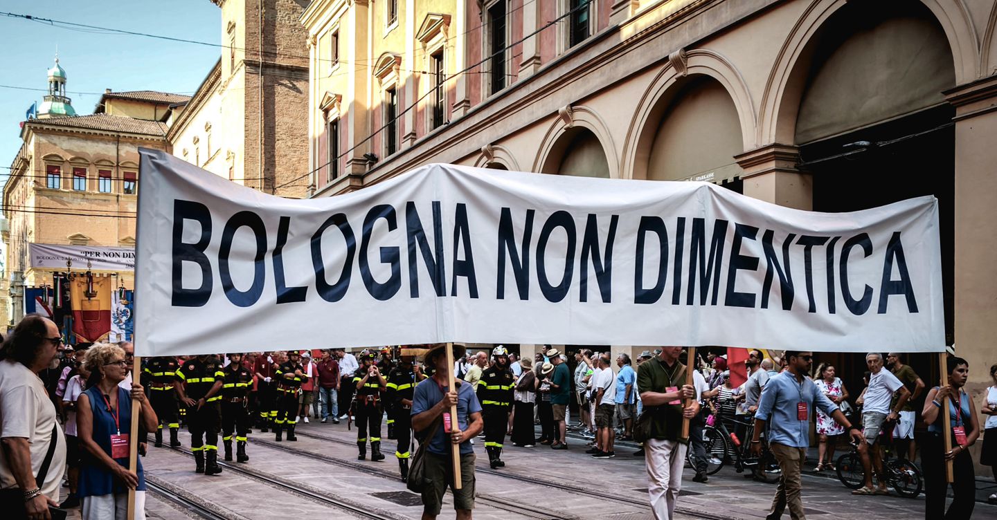 46 anni dalla strage di Bologna, Mattarella: «Strategia neofascista contro la democrazia»