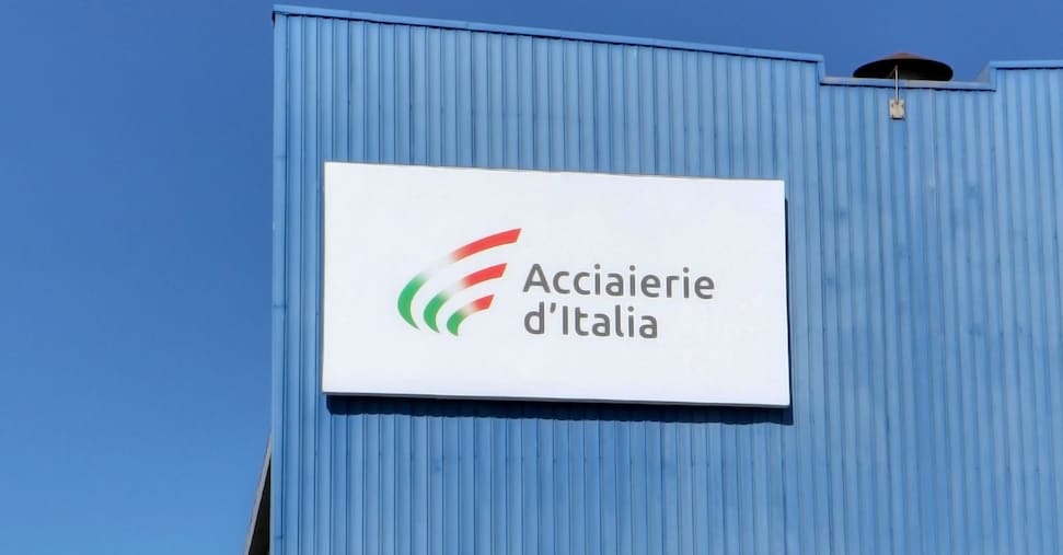 Ex Ilva, imprese pronte a studiare il dossier di Chigi Ex Ilva, imprese pronte a studiare il dossier di Chigi