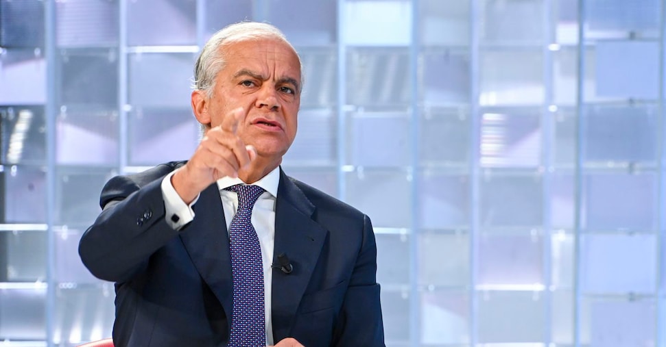 Migranti, Ue: potenziare rimpatri. Piantedosi: «Ue usi tutte le leve» Migranti, Ue: potenziare rimpatri. Piantedosi: «Ue usi tutte le leve»