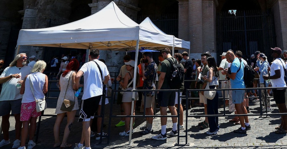 Caldo intenso, nessuna tregua fino a Ferragosto. Qualche temporale in transito al Nord tra il 9 e 10 agosto
