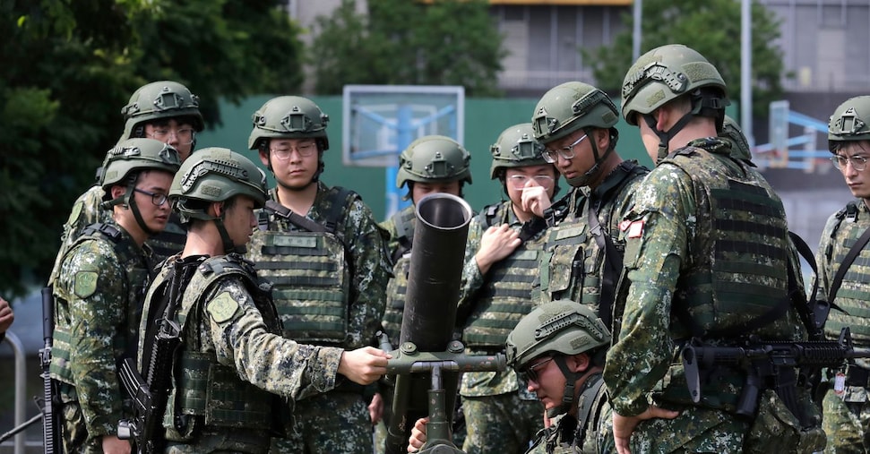 Taiwan testa la difesa in vista di un possibile attacco della Cina