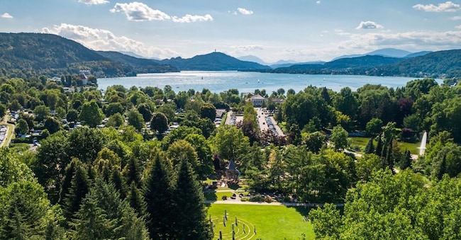 La cornice verde dell’Europapark a Klagenfurt