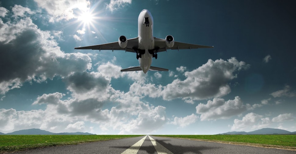 Gli aeroporti europei disattivano il sistema Ees per evitare code infinite ai controlli Gli aeroporti europei disattivano il sistema Ees per evitare code infinite ai controlli