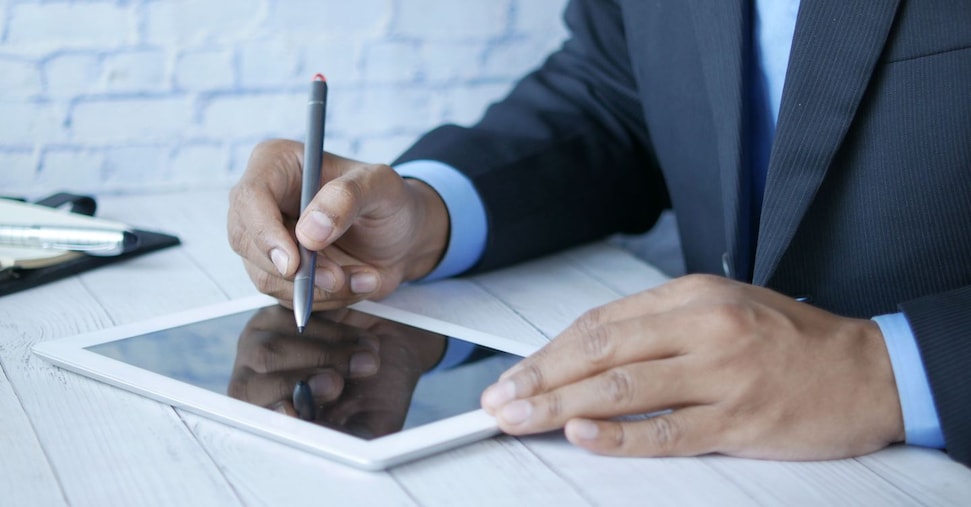Fisco, ora spuntano anche le firme digitali false per frodi ed evasione Fisco, ora spuntano anche le firme digitali false per frodi ed evasione