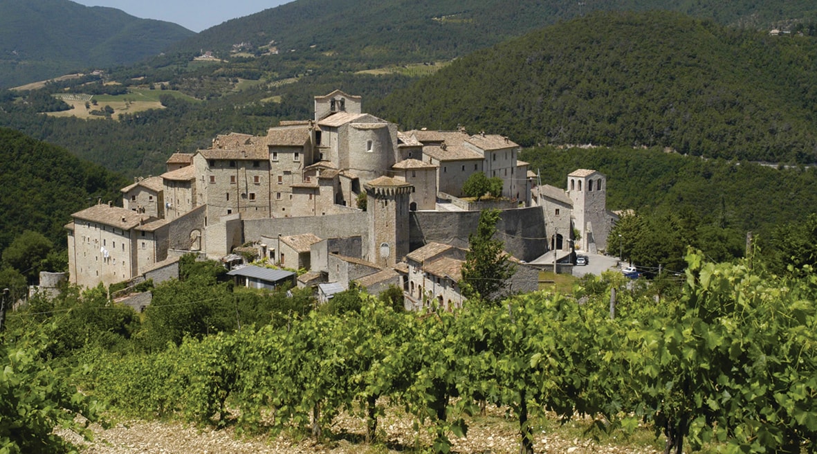 Dolce girovagar tra natura, arte e buon cibo sui Monti Sibillini Dolce girovagar tra natura, arte e buon cibo sui Monti Sibillini