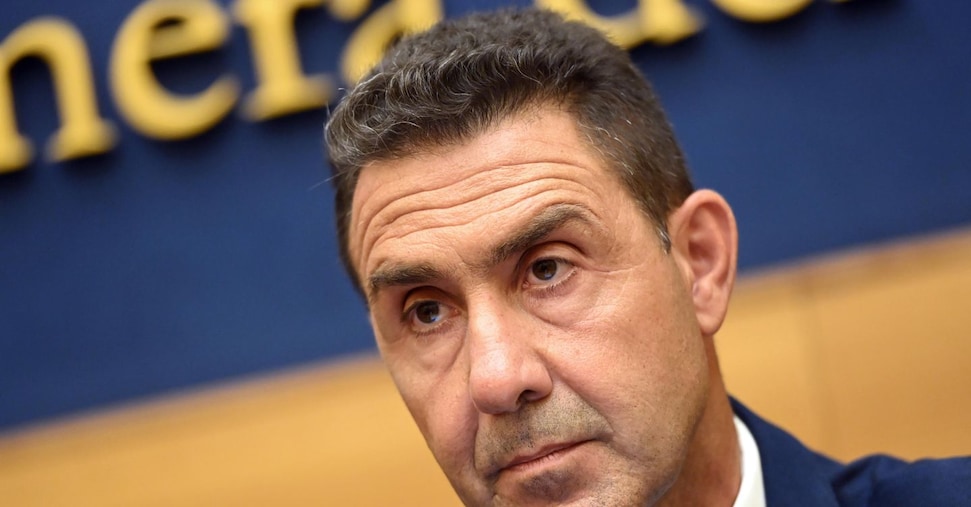 Tentazione Calabria per Vannacci, pronto a sfidare anche FI Tentazione Calabria per Vannacci, pronto a sfidare anche FI