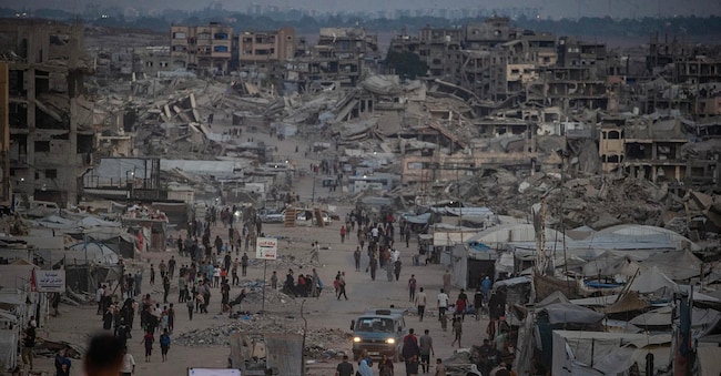 Edifici distrutti a Jabalya, a nord di Gaza City EPA/MOHAMMED SABER EPA