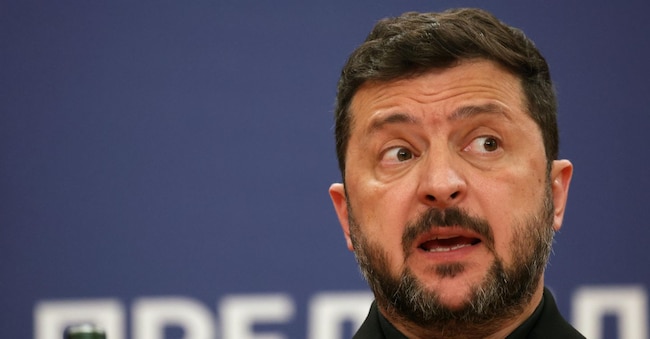 epa13156464 Ukrainian President Volodymyr Zelensky speaks during a press conference with Serbian President Aleksandar Vucic (not pictured) following their meeting in Belgrade, Serbia, 08 August 2026. Zelenskyy is in Serbia for an official visit. EPA/ANDREJ CUKIC EPA