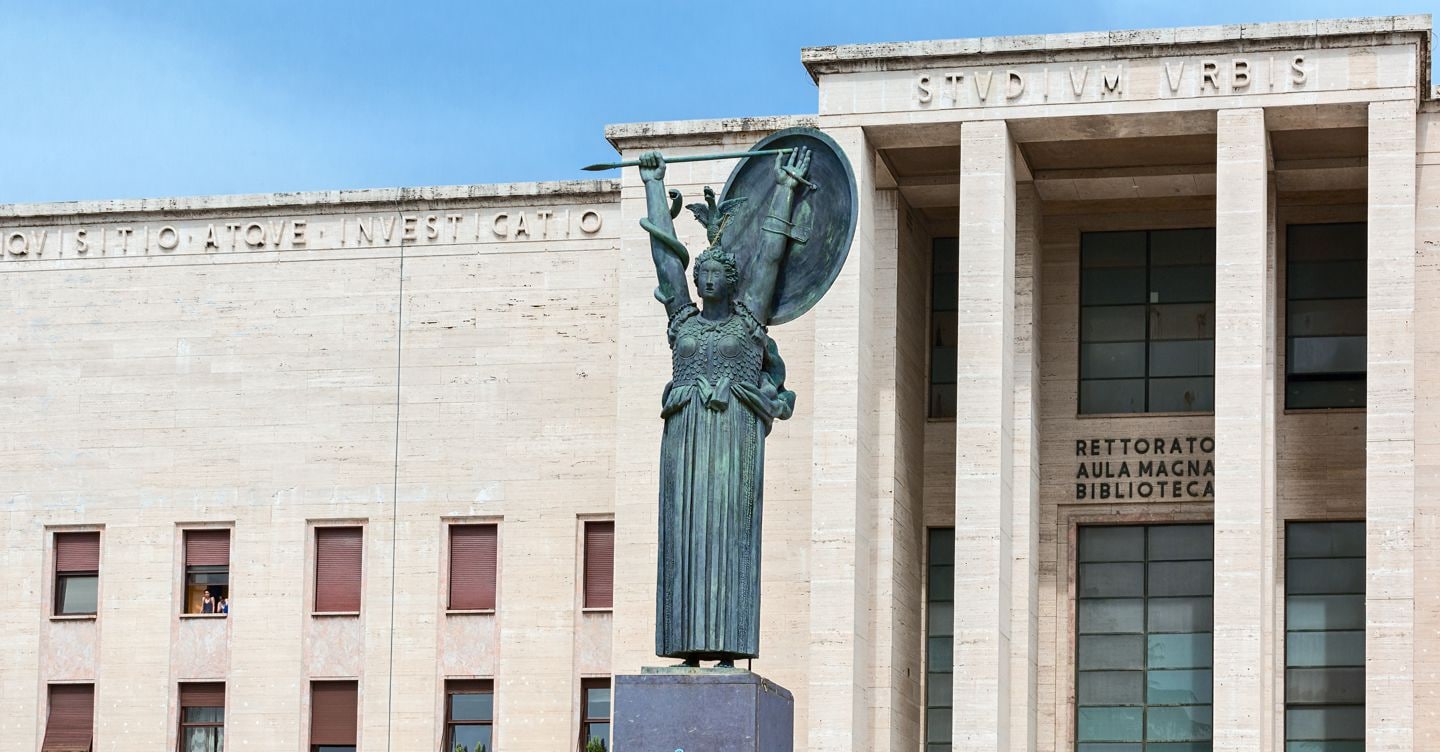 https://i2.res.24o.it/images2010/S24/Documenti/2026/08/15/Immagini/Ritagli/AdobeStock_83781601-U38401600182eyL-1440x752@IlSole24Ore-Web.jpeg